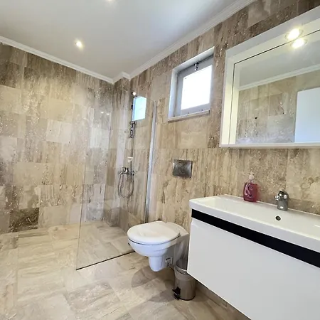 Islamlar 4 Bedroom 9669 Villa Kalkan