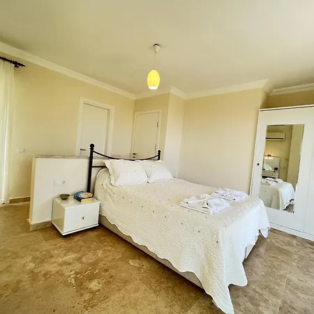 Вилла Islamlar 4 Bedroom 9669 *
