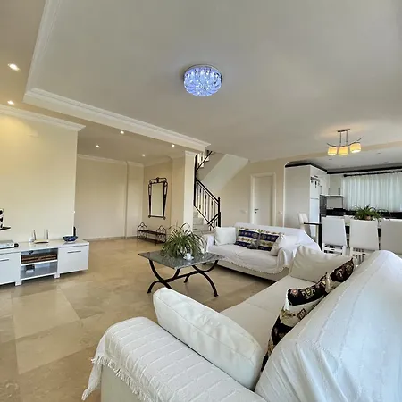 Islamlar 4 Bedroom 9669 Вилла